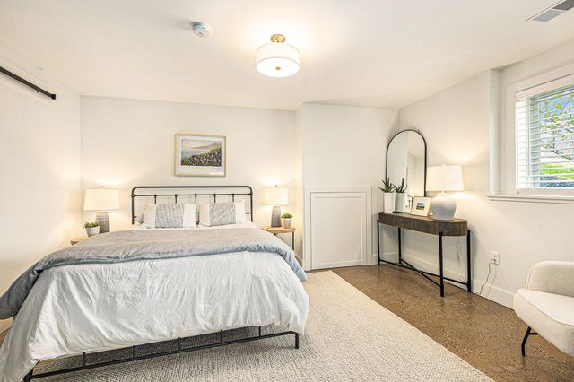 2377 Lake Birch Court Ne, Grand Rapids Twp, MI 49525