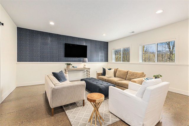 2377 Lake Birch Court Ne, Grand Rapids Twp, MI 49525