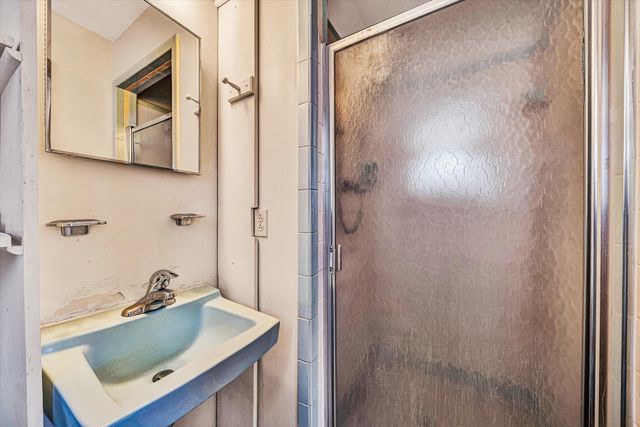 6641 Bryant CIR, Roanoke, VA 24019