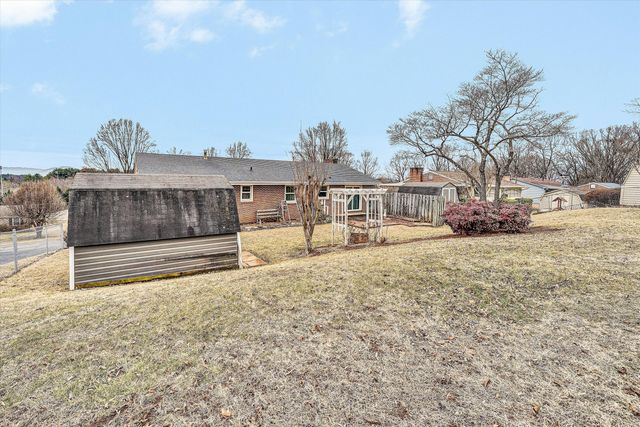 6641 Bryant CIR, Roanoke, VA 24019