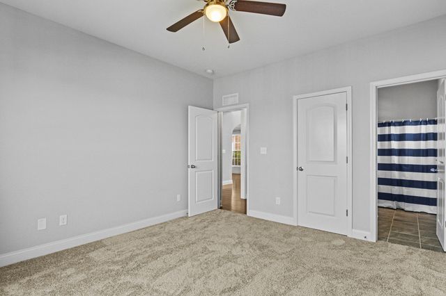 122 Inverness Drive, Georgetown, KY 40324