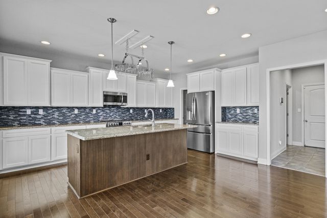 122 Inverness Drive, Georgetown, KY 40324