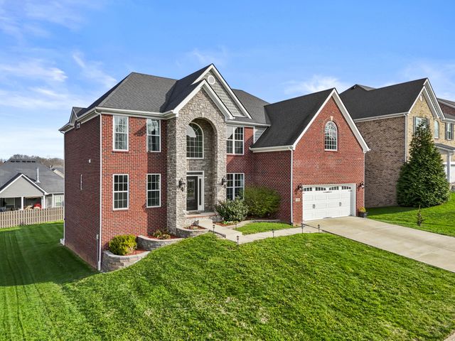 122 Inverness Drive, Georgetown, KY 40324