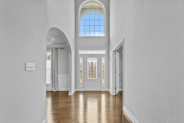 122 Inverness Drive, Georgetown, KY 40324