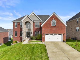122 Inverness Drive, Georgetown, KY 40324
