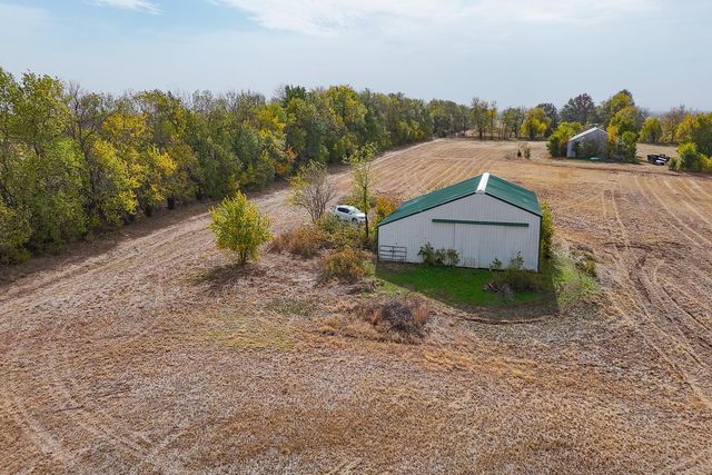 13510 SW 220th St, Douglass, KS 67039