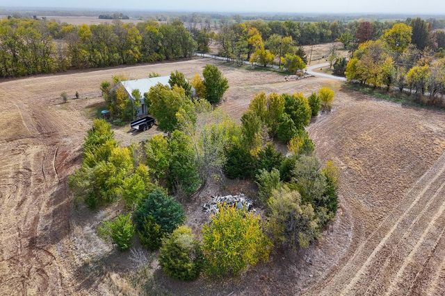 13510 SW 220th St, Douglass, KS 67039