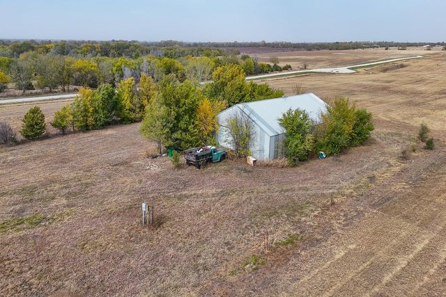 13510 SW 220th St, Douglass, KS 67039