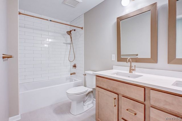 5112 Kandefer's Trail, Clarence, NY 14221