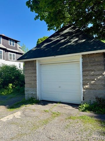 874 Ackerman Avenue, Syracuse, NY 13210