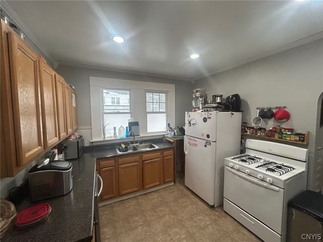 874 Ackerman Avenue, Syracuse, NY 13210