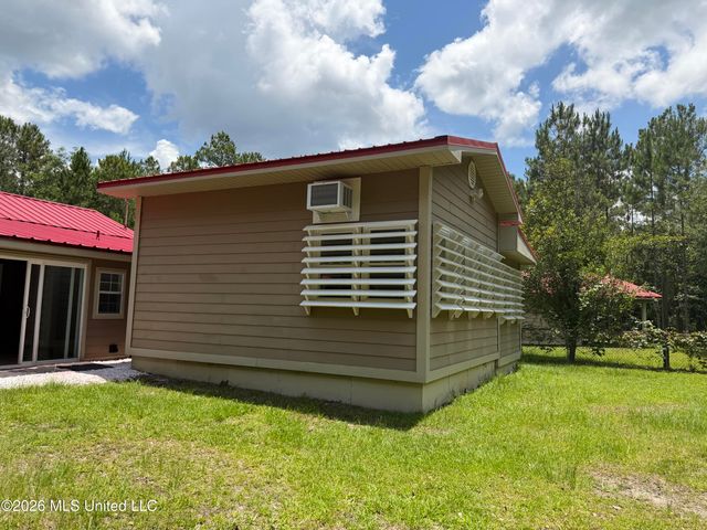 15527 Dobson Road, Biloxi, MS 39540