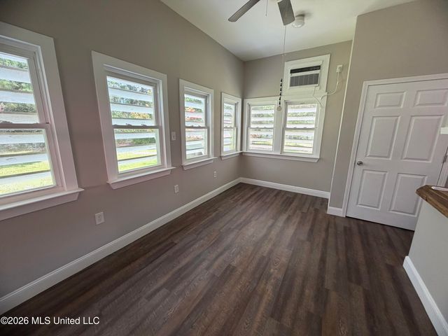 15527 Dobson Road, Biloxi, MS 39540