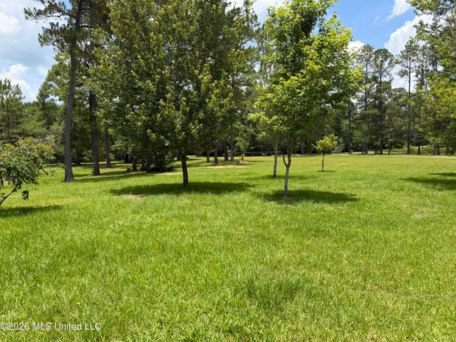 15527 Dobson Road, Biloxi, MS 39540