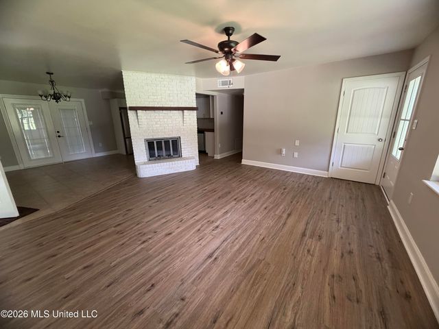 15527 Dobson Road, Biloxi, MS 39540