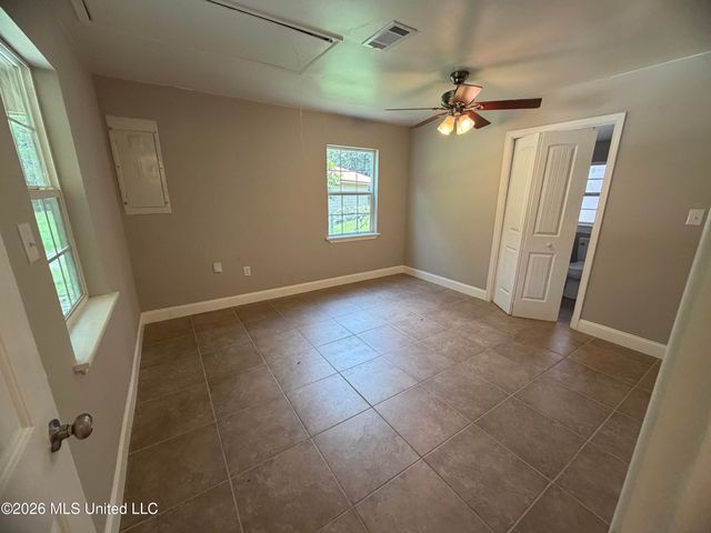 15527 Dobson Road, Biloxi, MS 39540