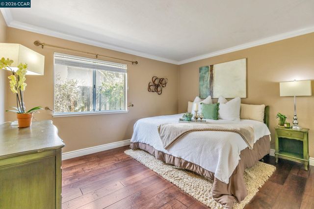 668 Sun Tree Ct, Danville, CA 94506