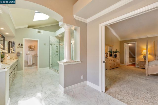 668 Sun Tree Ct, Danville, CA 94506