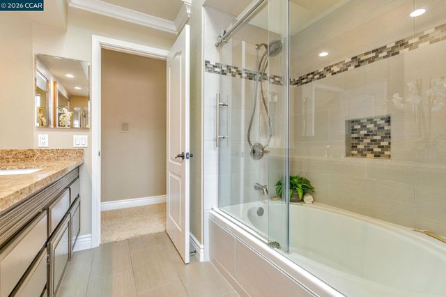 668 Sun Tree Ct, Danville, CA 94506