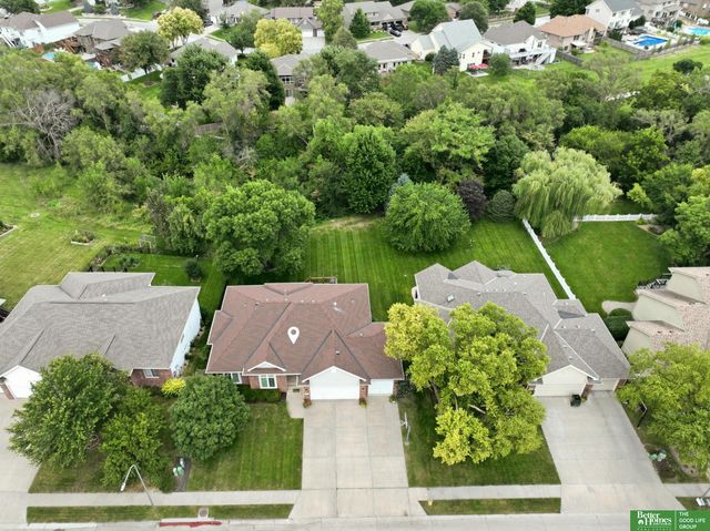7111 S 167th Circle, Omaha, NE 68136