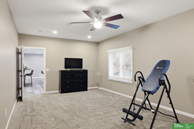 7111 S 167th Circle, Omaha, NE 68136