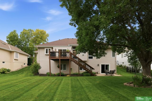 7111 S 167th Circle, Omaha, NE 68136