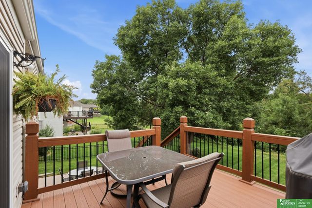 7111 S 167th Circle, Omaha, NE 68136