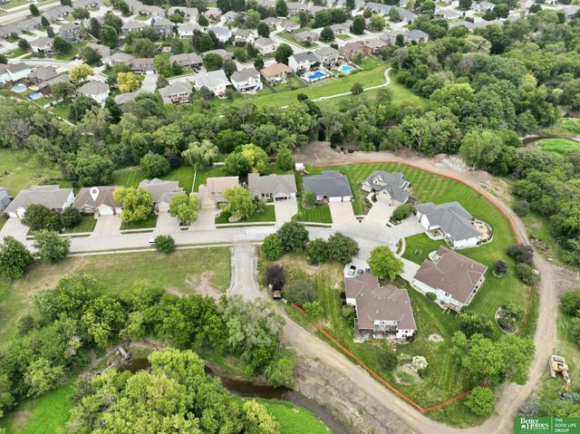 7111 S 167th Circle, Omaha, NE 68136