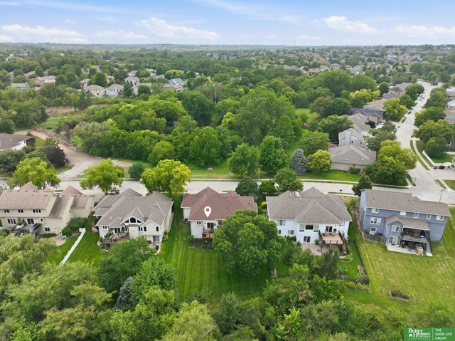 7111 S 167th Circle, Omaha, NE 68136