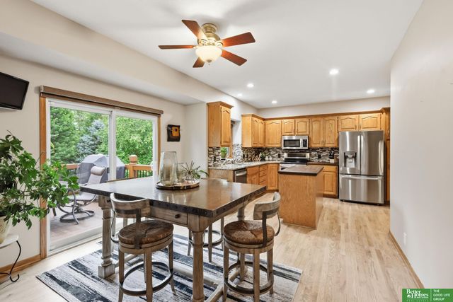 7111 S 167th Circle, Omaha, NE 68136