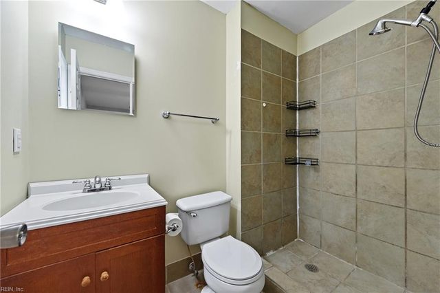 117 Virginia DR, Newport News, VA 23602