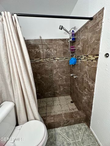 8150 Mount Latona Drive, El Paso, TX 79904