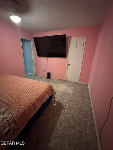 8150 Mount Latona Drive, El Paso, TX 79904