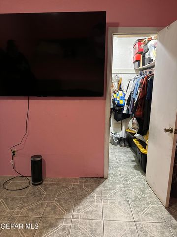 8150 Mount Latona Drive, El Paso, TX 79904