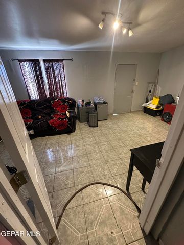 8150 Mount Latona Drive, El Paso, TX 79904