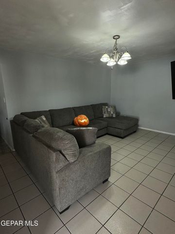 8150 Mount Latona Drive, El Paso, TX 79904