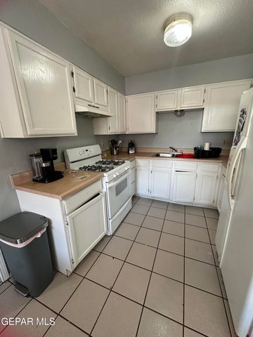 8150 Mount Latona Drive, El Paso, TX 79904