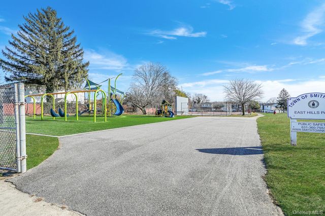 15 Penn Drive, Smithtown, NY 11787