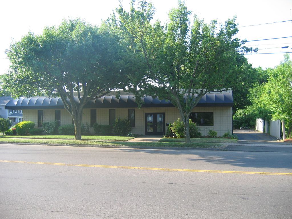 491 Main Street, Branford, CT 06405