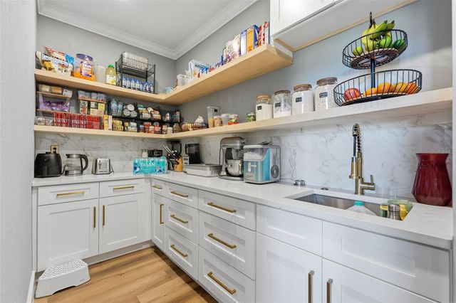 8809 49TH AVENUE E, Palmetto, FL 34221