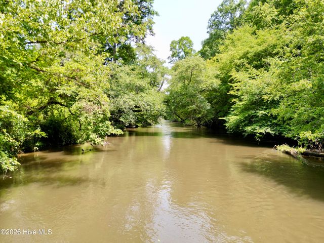 7 Heaton Road, Marble, NC 28905