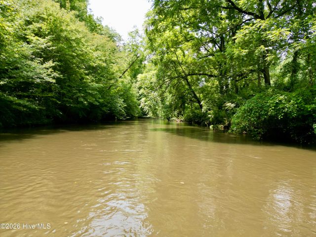 7 Heaton Road, Marble, NC 28905
