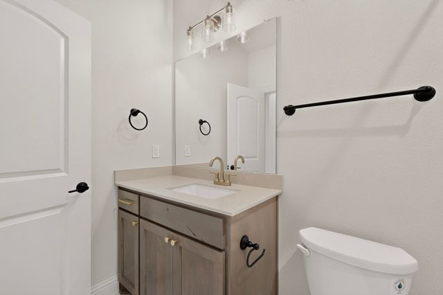 818 Monza Drive, Midlothian, TX 76065