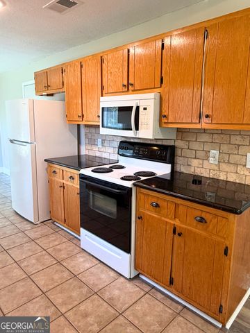 102 Driftwood Court, Kingsland, GA 31548
