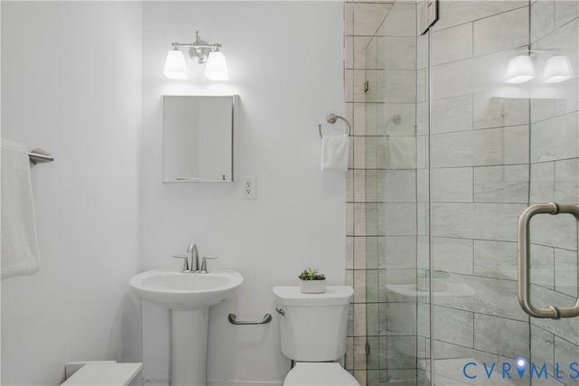 3 E Clay St, Richmond, VA 23219