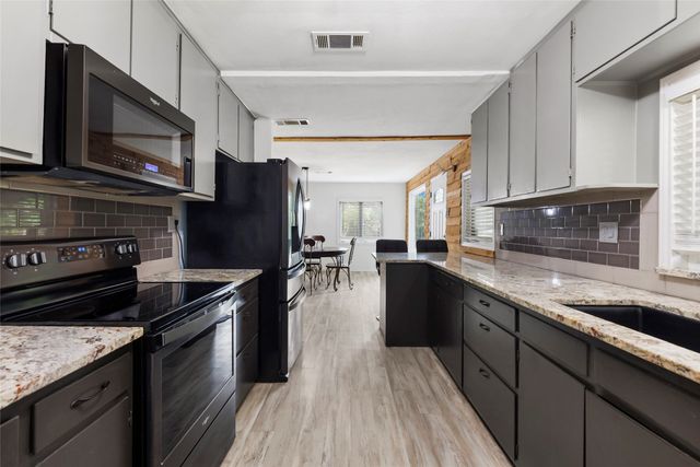10113 Panowaka, Wills Point, TX 75169