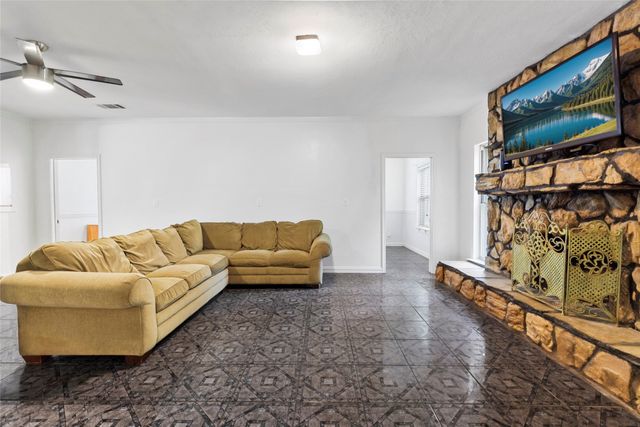 10113 Panowaka, Wills Point, TX 75169