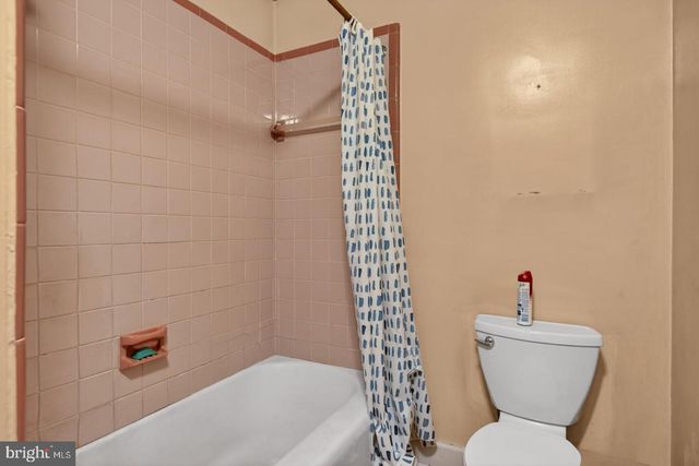 940 PETERS MOUNTAIN RD, Dauphin, PA 17018