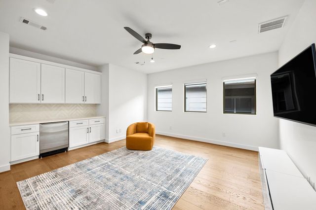 2411 Hazard Street, Houston, TX 77019