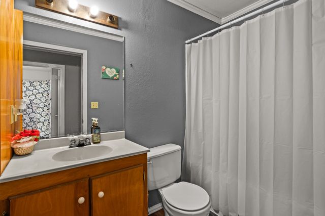 1210 E 4th Street, Mt Pleasant, TX 75455